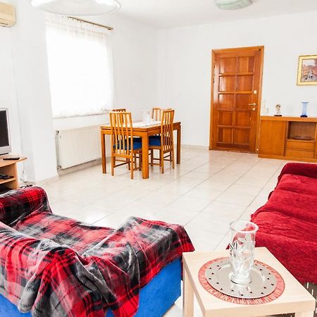 Sunny Apartment Near Metro Station Athén Kültér fotó