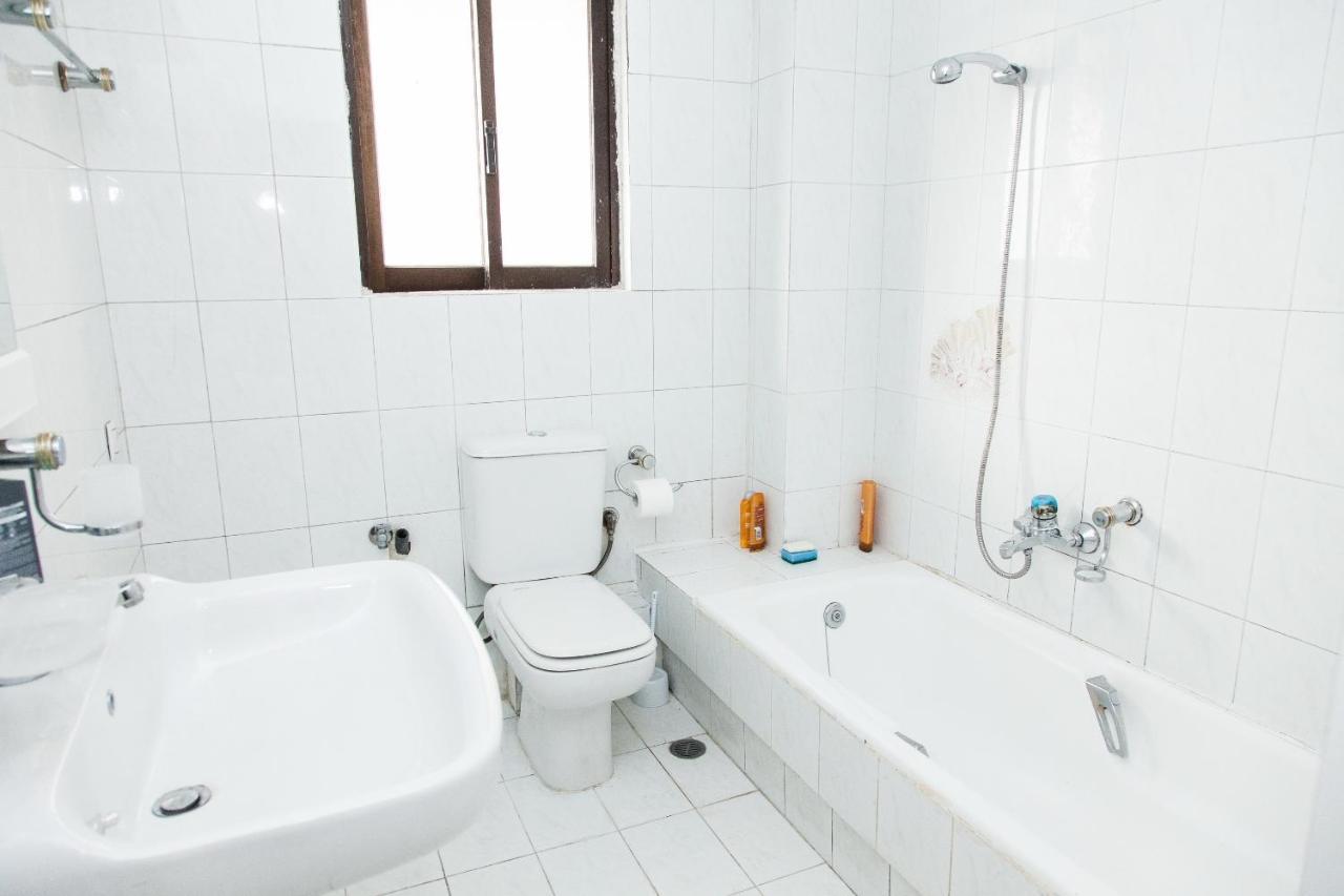 Sunny Apartment Near Metro Station Athén Kültér fotó
