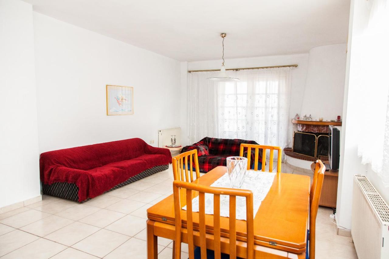 Sunny Apartment Near Metro Station Athén Kültér fotó
